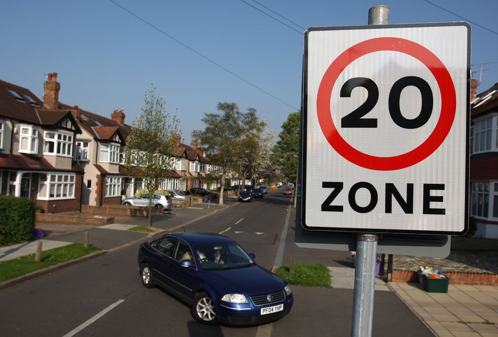 20mph speed limit sign