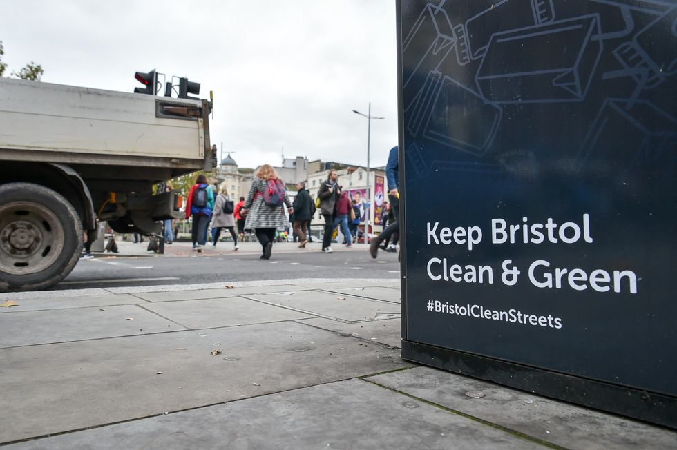 A Bristol clean air sign