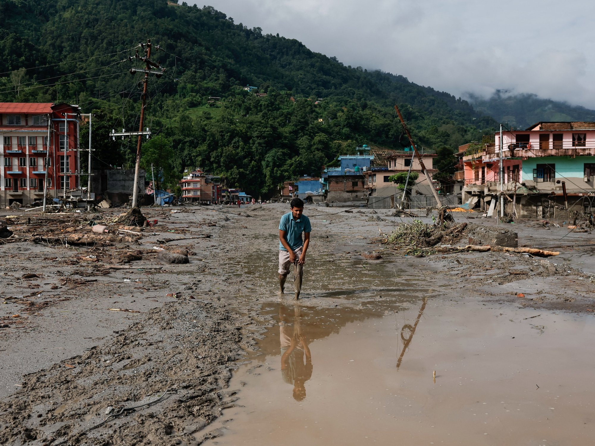 Britons warned of second Nepal flood as new lake threatens to burst banks