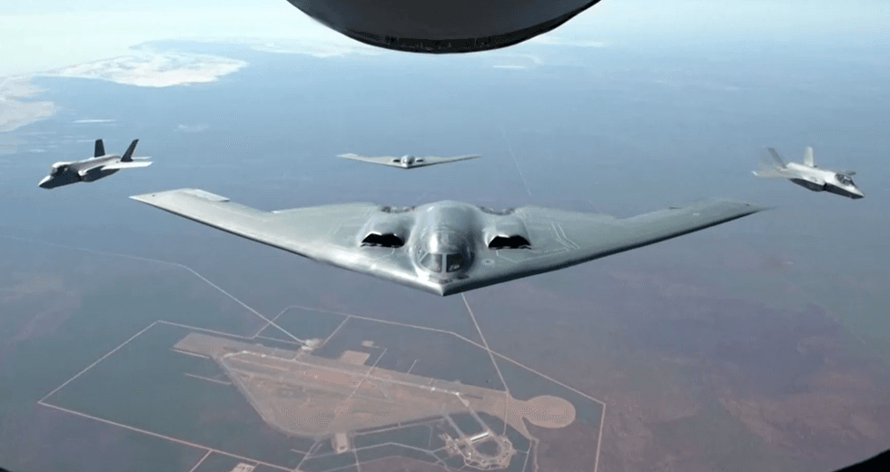 A picture of a B2 bomber in flight