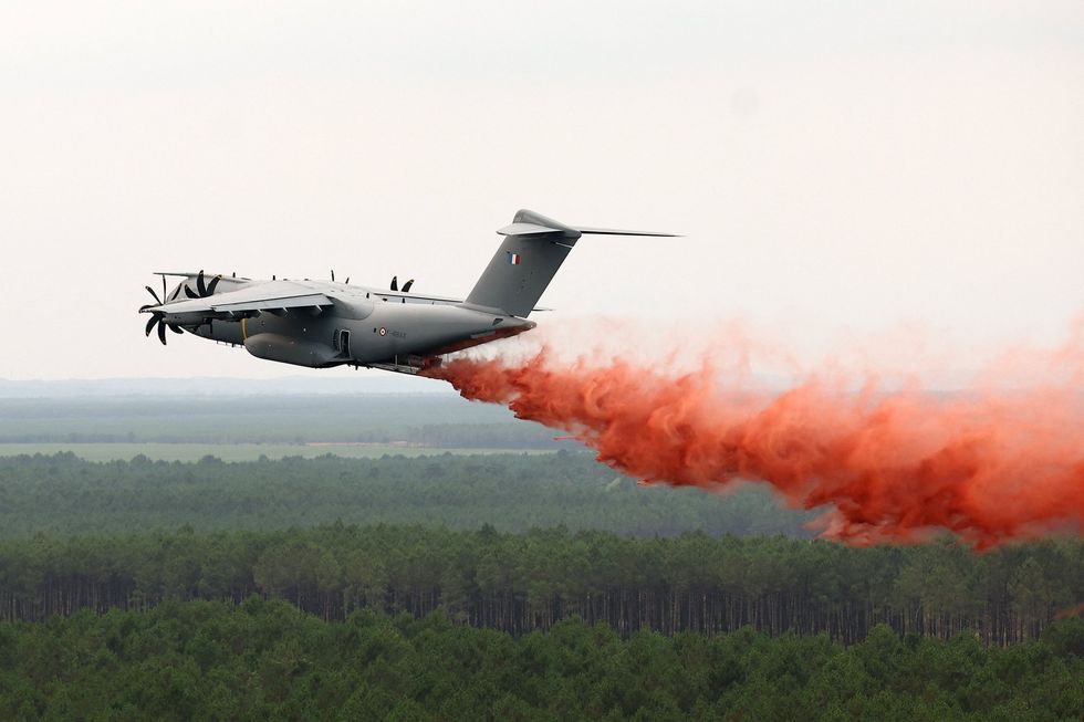 Airbus A400M making its first-ever drop