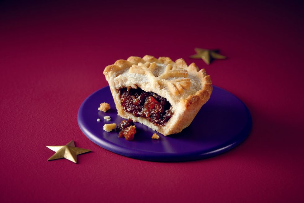 Aldi\u2019s Holly Lane Deep Filled Mince Pies