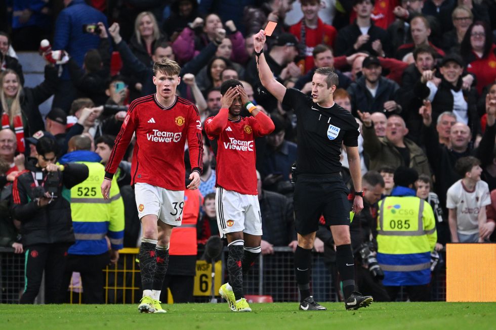 Amad Diallo red card