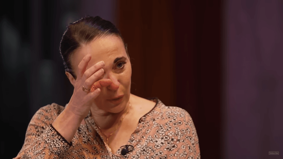 Amanda Abbington