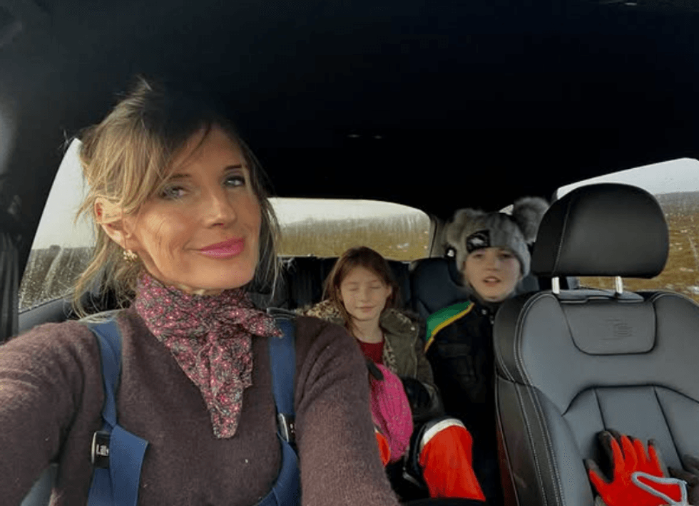Amanda Owen and family