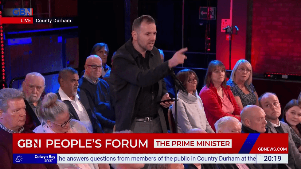 An infuritated audience member
