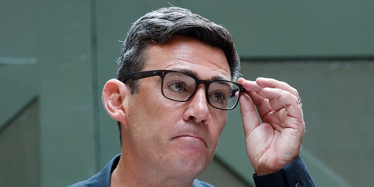 Andy Burnham considers 10 per cent 'death tax' on all estates to pay for social care