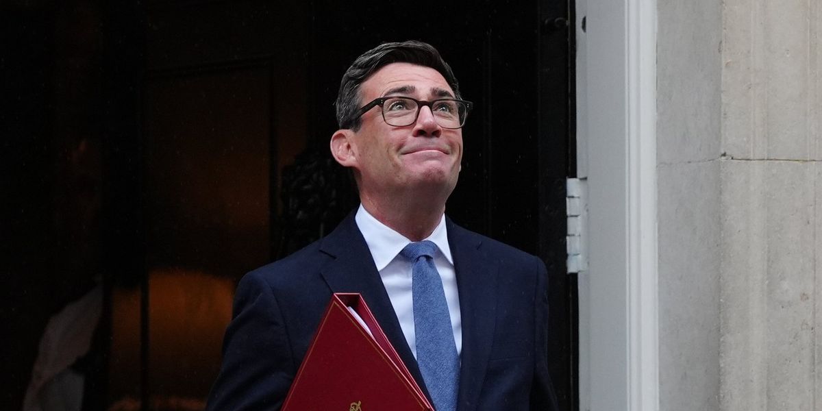 Labour admits 200,000 UK families pocket more in benefits than the average working Briton earns