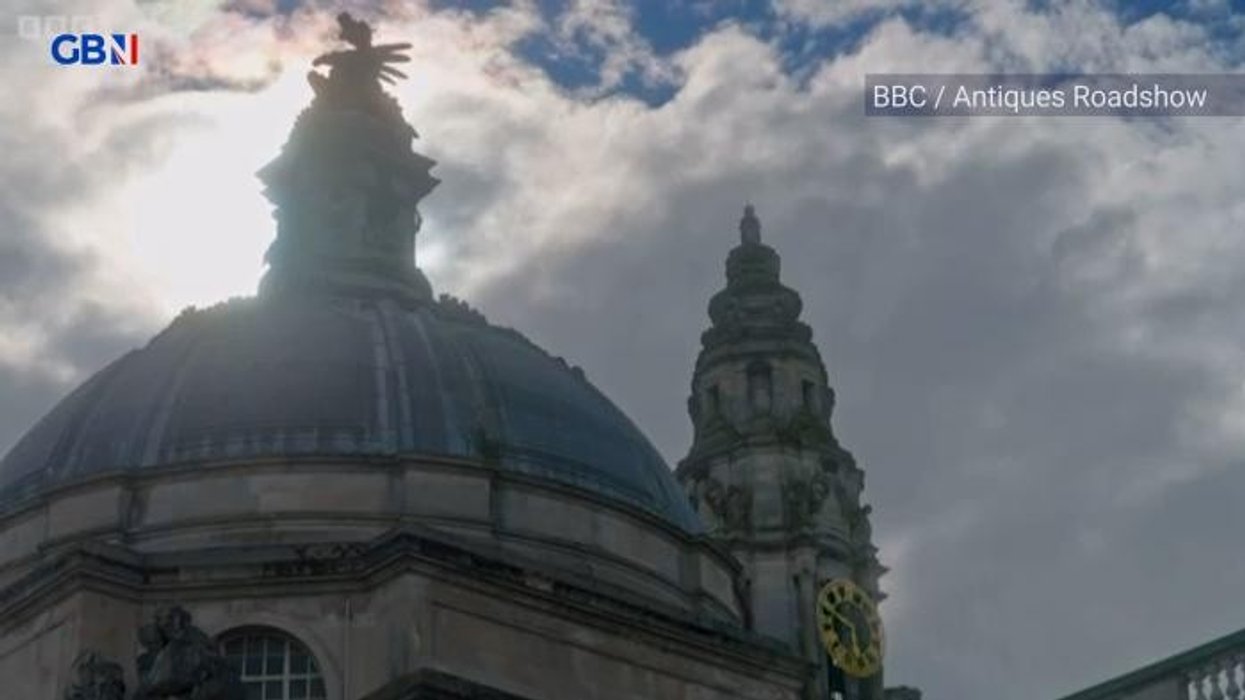 BBC Antiques Roadshow guest blown away as family heirloom with gruesome past given eyewatering value