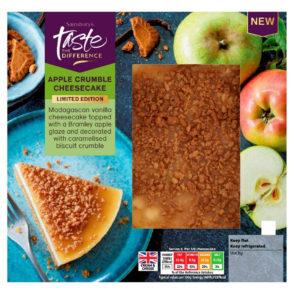 Apple Crumble Cheesecake