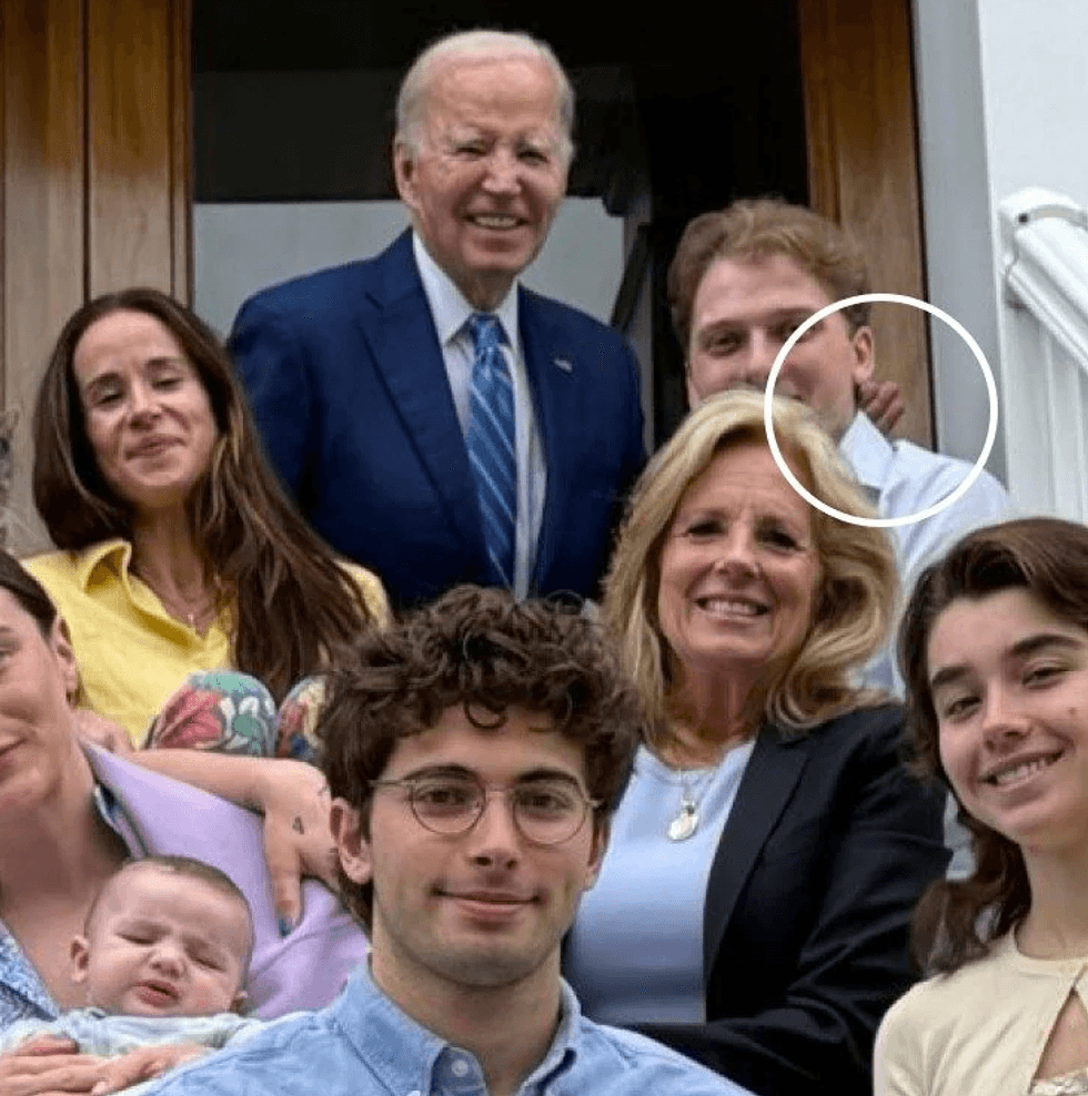 Biden photo Easter
