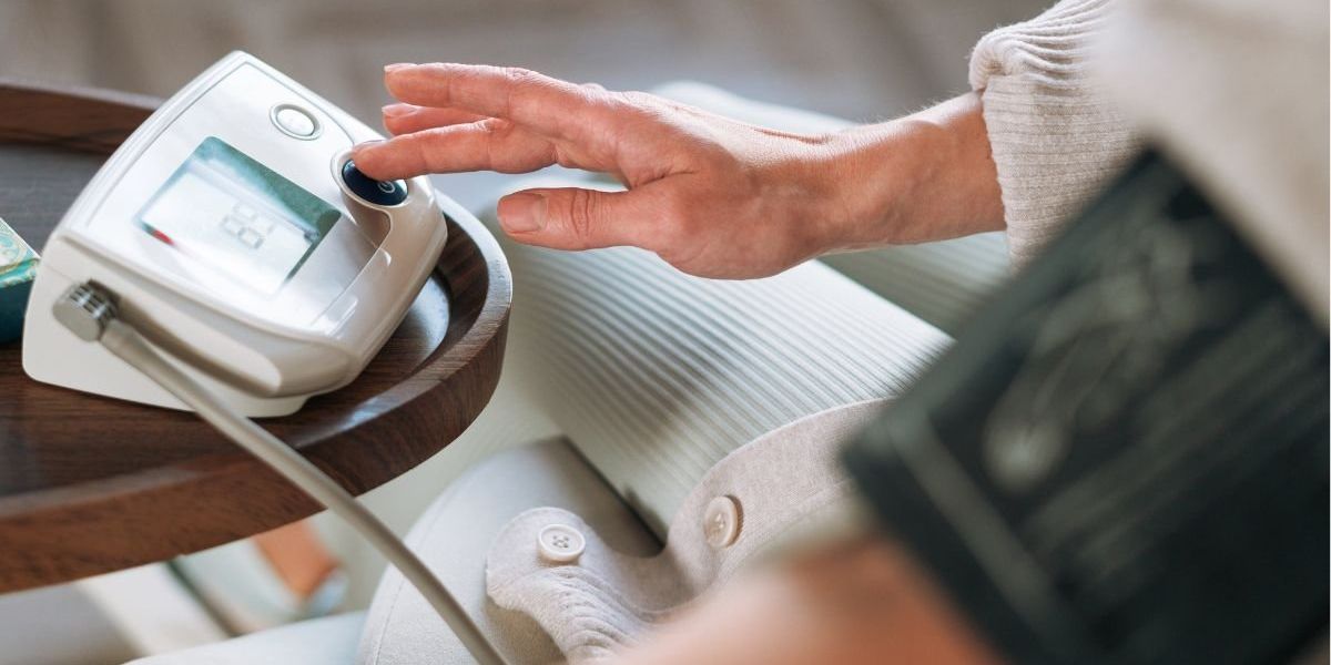 Nighttime habits that disproportionately raise blood pressure, according to a doctor