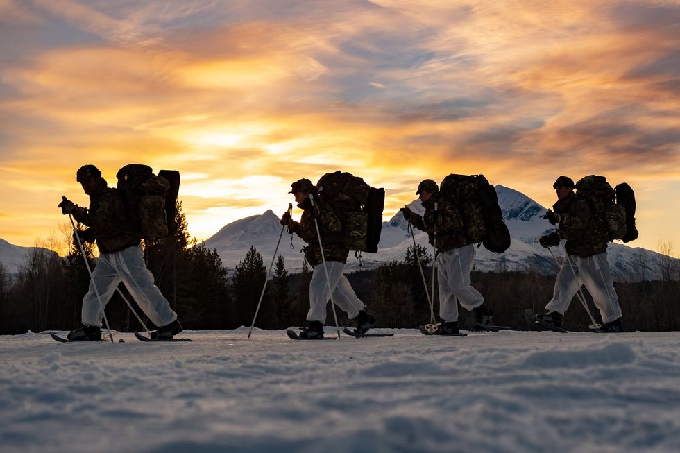 British troops on skis