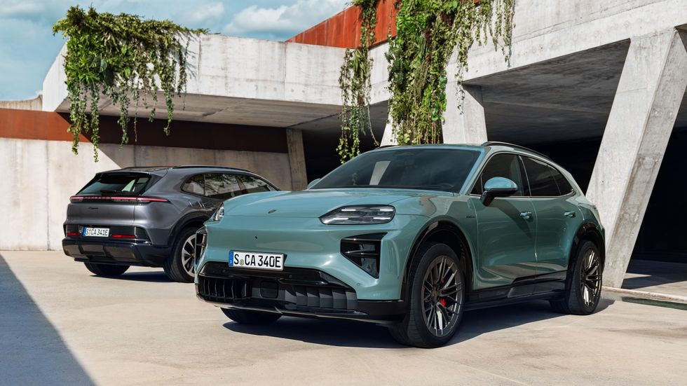 Cayenne Turbo Electric
