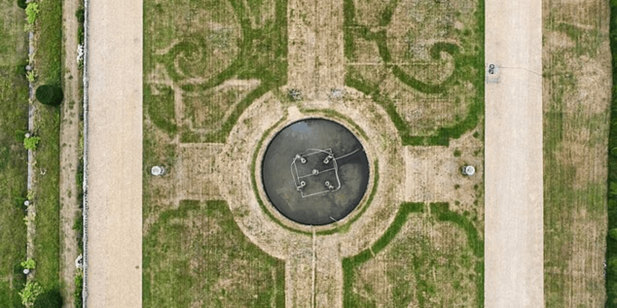 Lost 17th century garden revealed after Britain's record-breaking heatwave