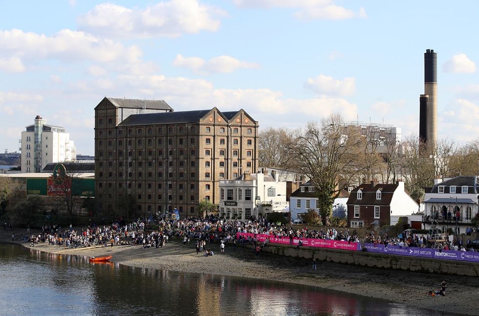 Chiswick river