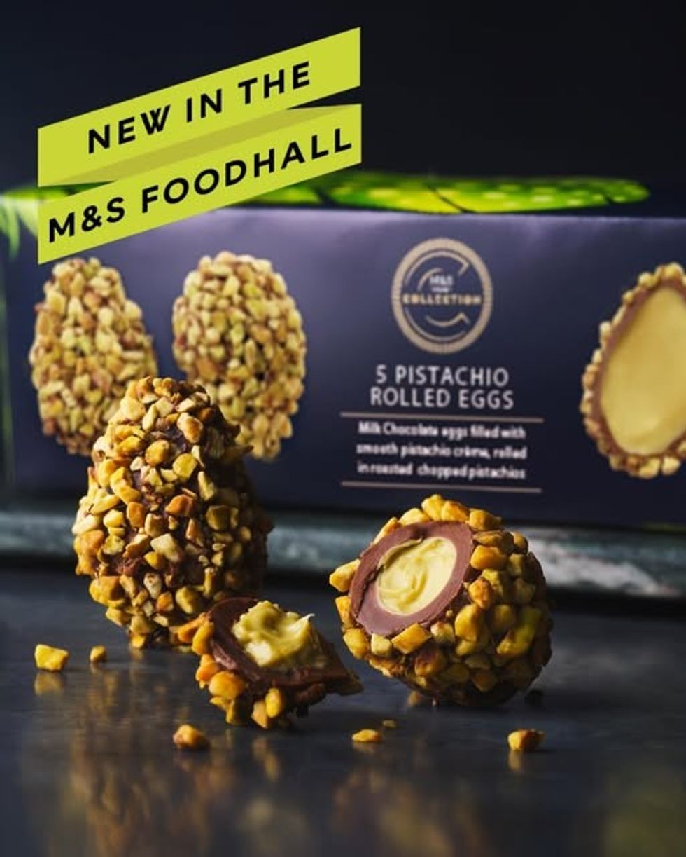 chocolate eggs pistachio