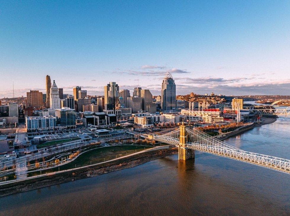 Cincinnati city skyline