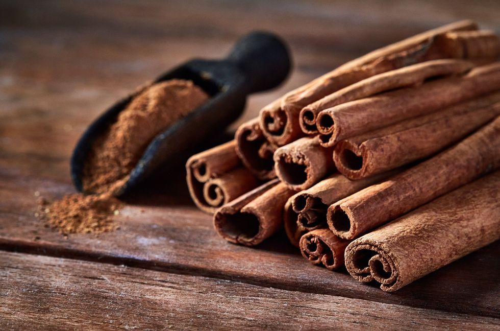 cinnamon sticks