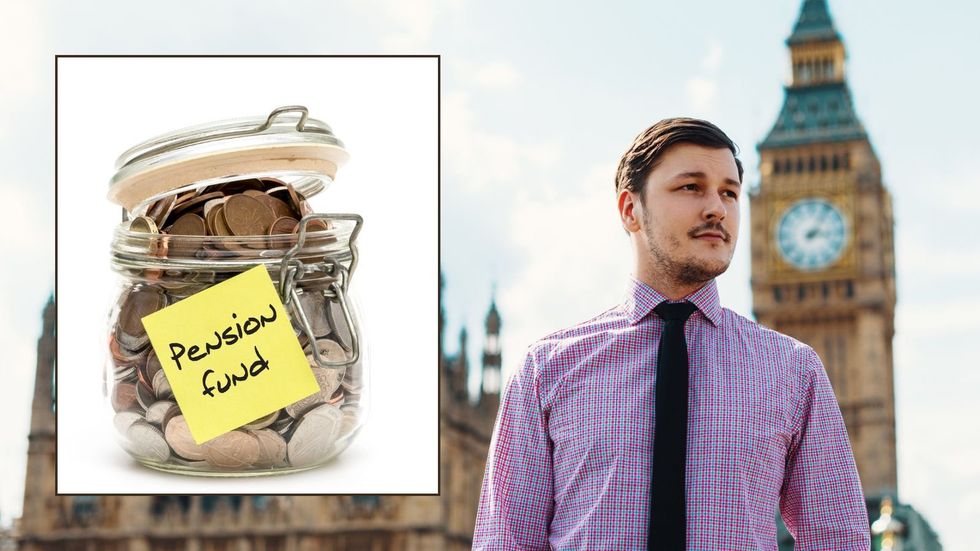 Civil servant and pension pot