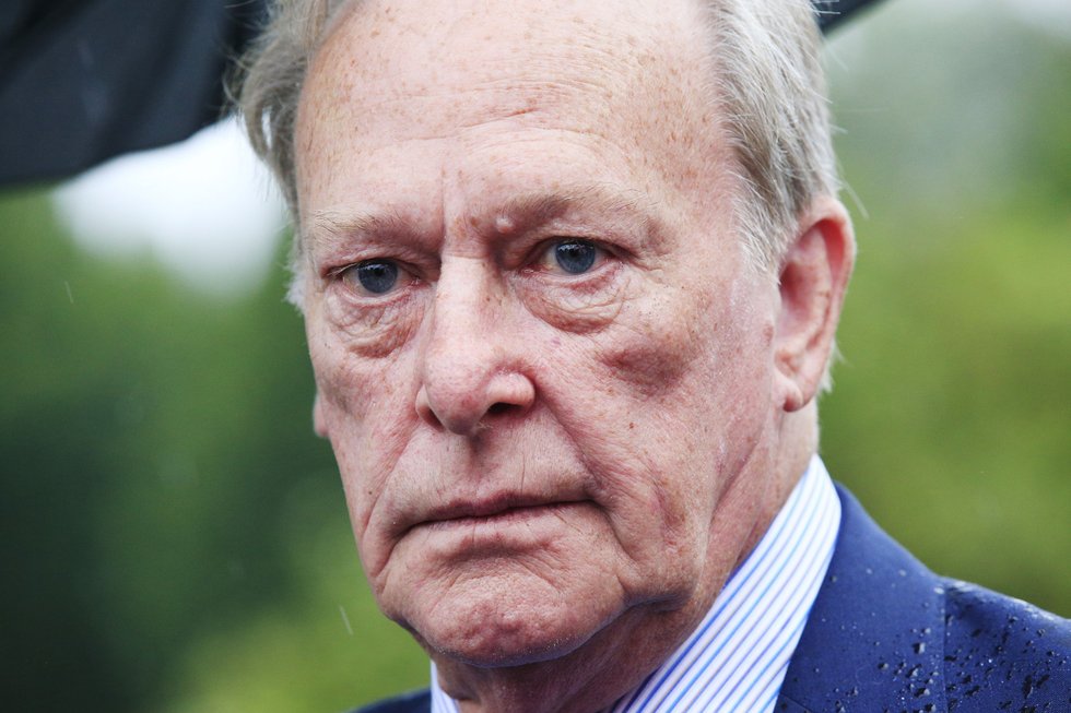 Dennis Waterman, New Tricks and Minder star, dies aged 74