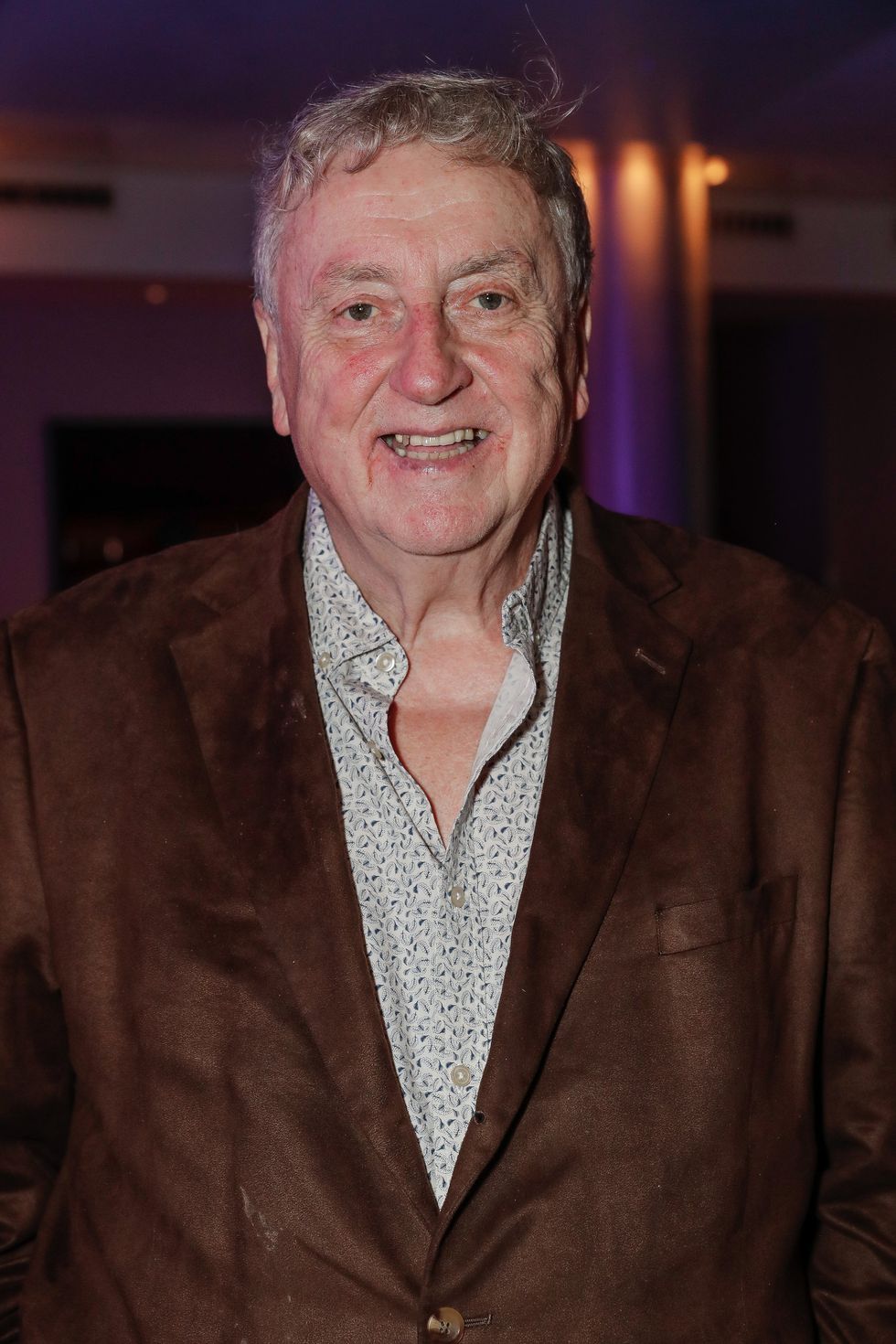 Desmond Barrit