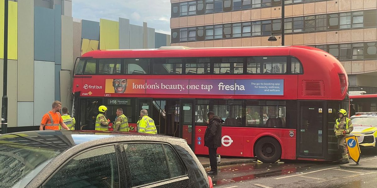 Double-decker bus crashes into building causing major traffic disruption in London