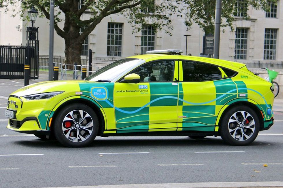 Electric ambulance