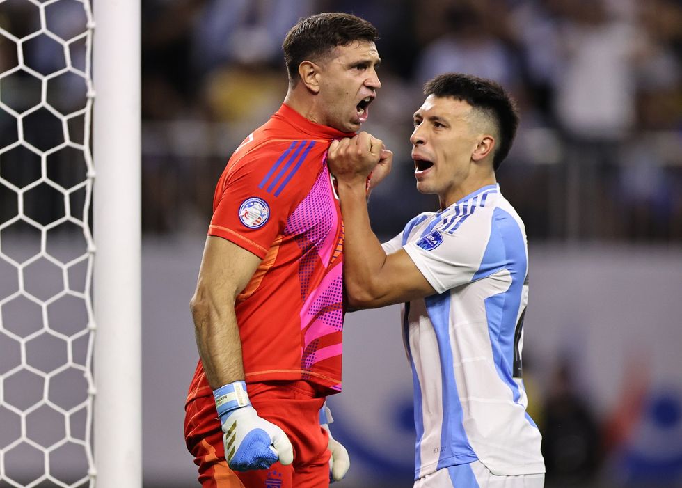 Emiliano Mart\u00ednez