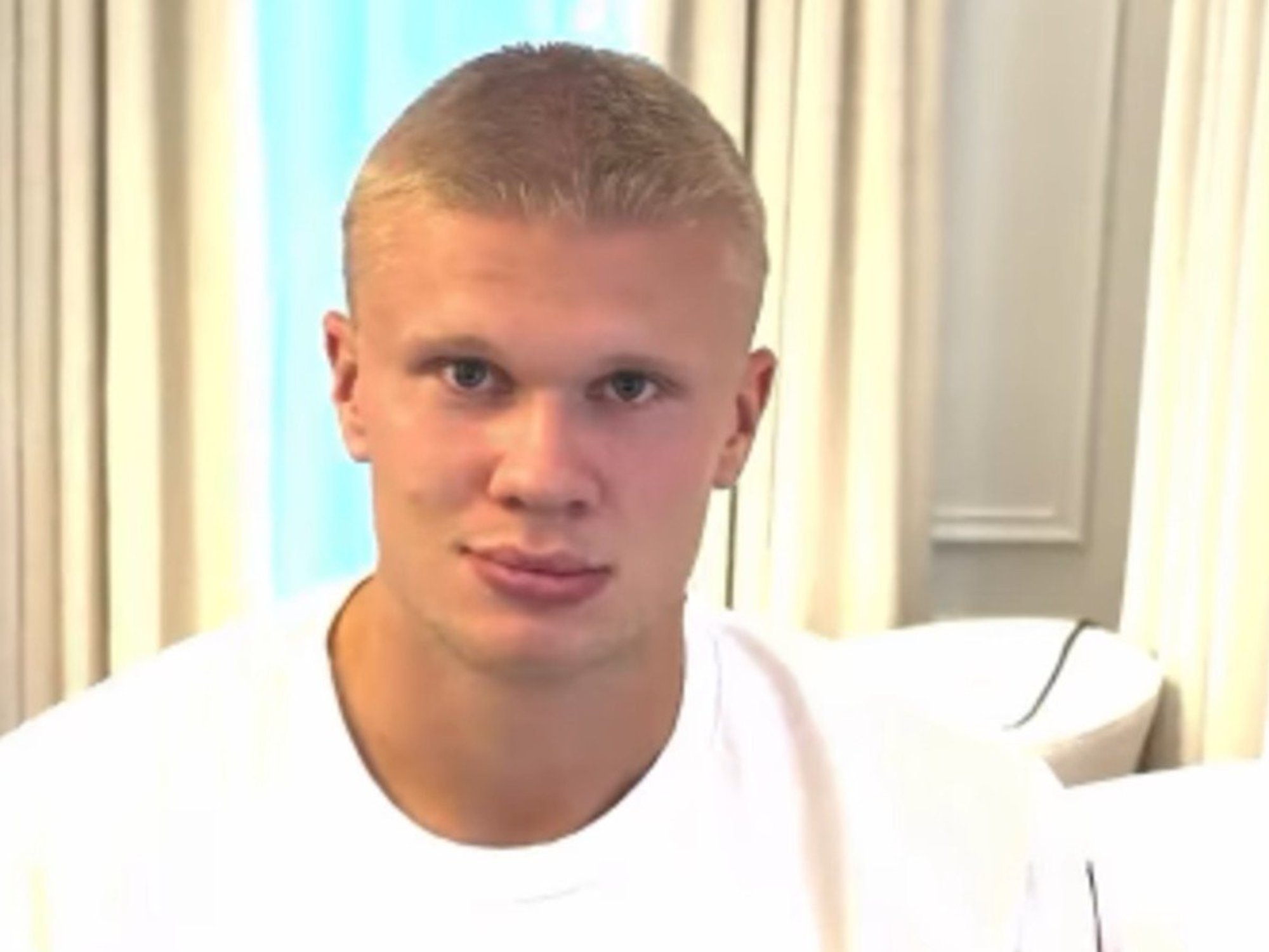 Erling Haaland has stunned fans by chopping off his trademark blonde locks as the Manchester City superstar unveiled a dramatic new look ahead of the Premier League season