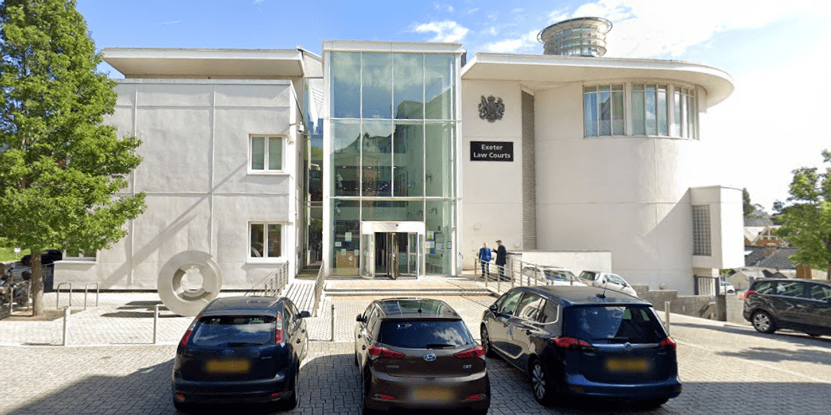 Benefits fraudster 'too weak to lift a phone' busted after running 10k race and climbing over walls
