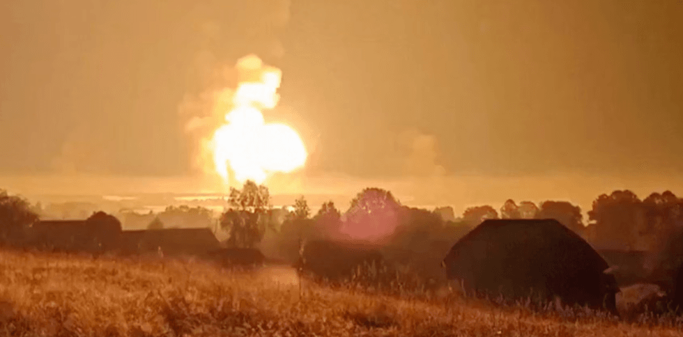 Footage of a Ukrainian drone attack triggering an earthquake