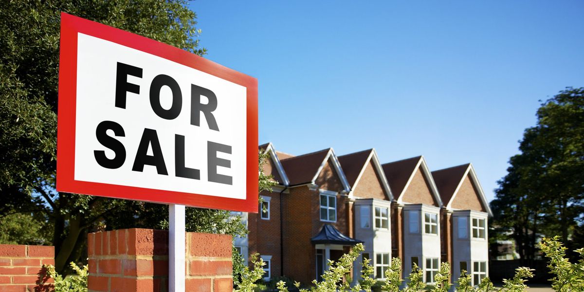 UK house prices fall for first time since 2023 as mortgage rates climb