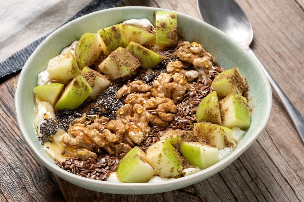 GREEK YOGHURT BOWL