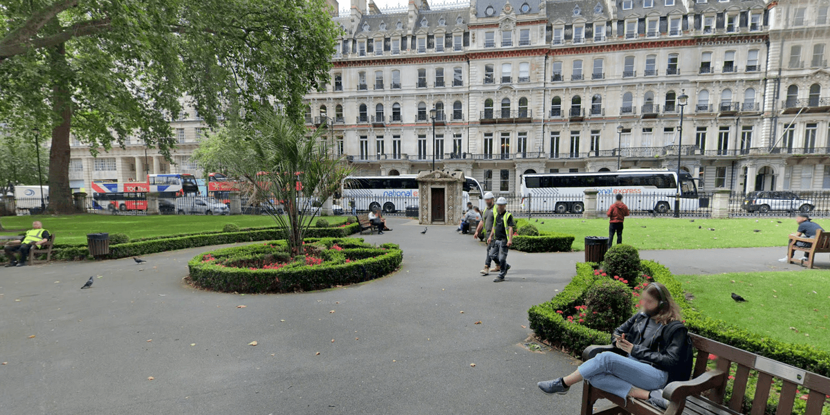 Affluent square in central London outside Queen Elizabeth's favourite hotel overrun by 'aggressive' rough sleepers leaving locals and tourists terrified