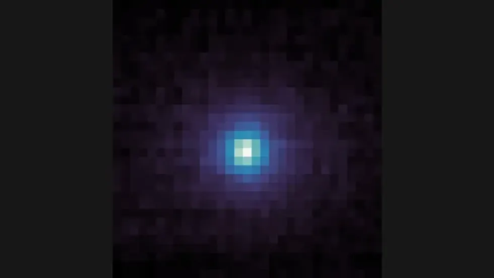 Halo of guns and dust around 3I/ATLAS