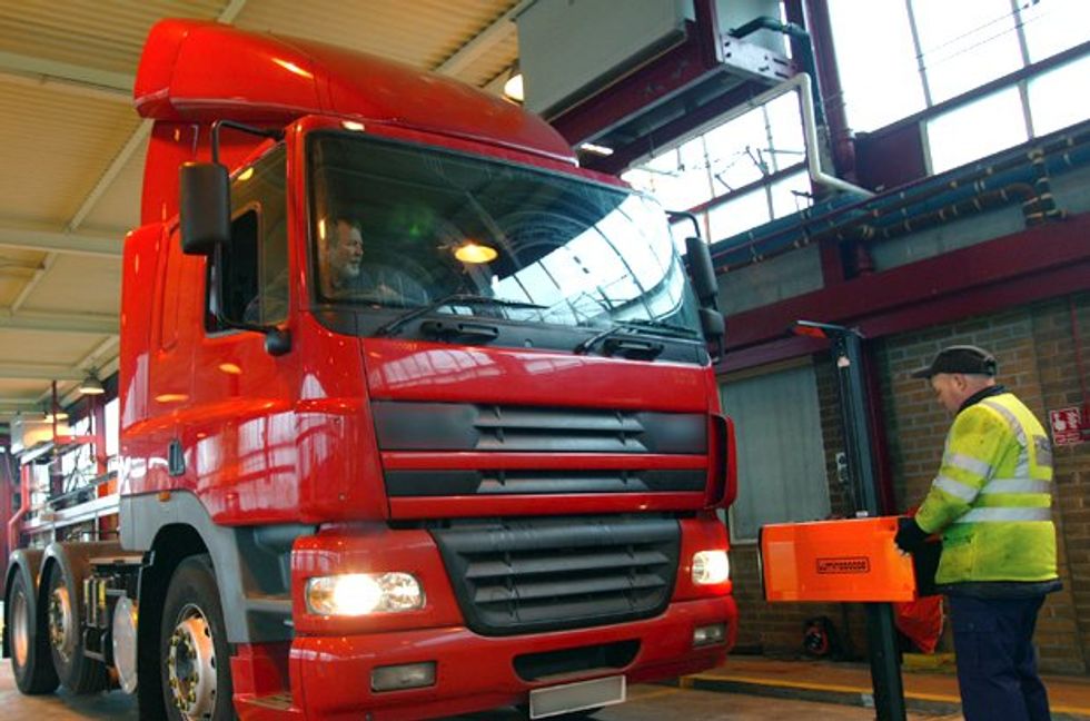 Heavy goods vehicle testing