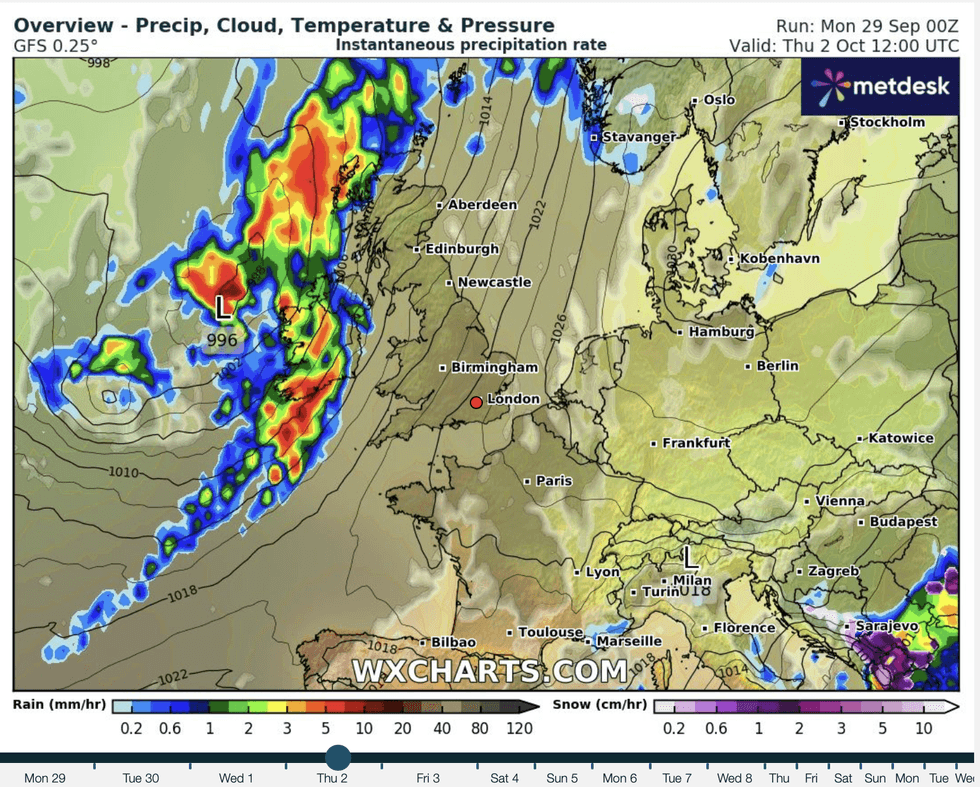 Heavy rain heads into the north