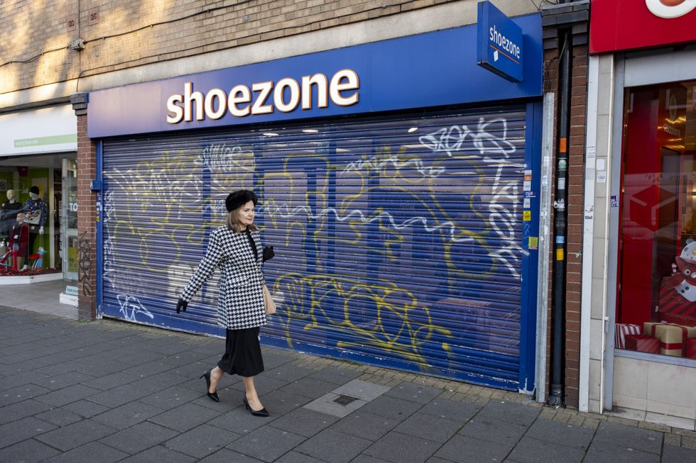 high street shopper