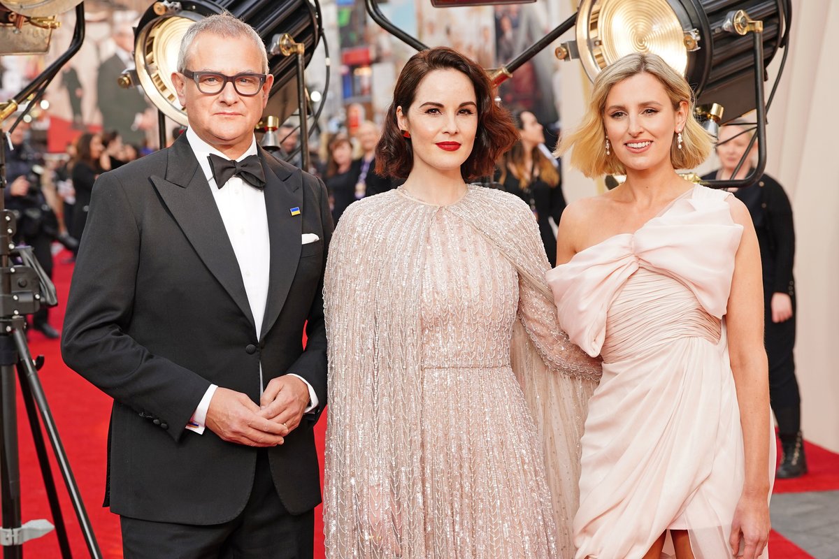 Hugh Bonneville (left)