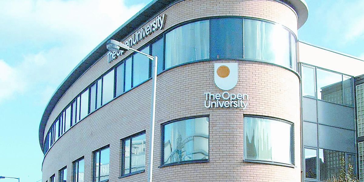 Woke university sacks lecturer for refusing to 'indoctrinate students' with trans policy