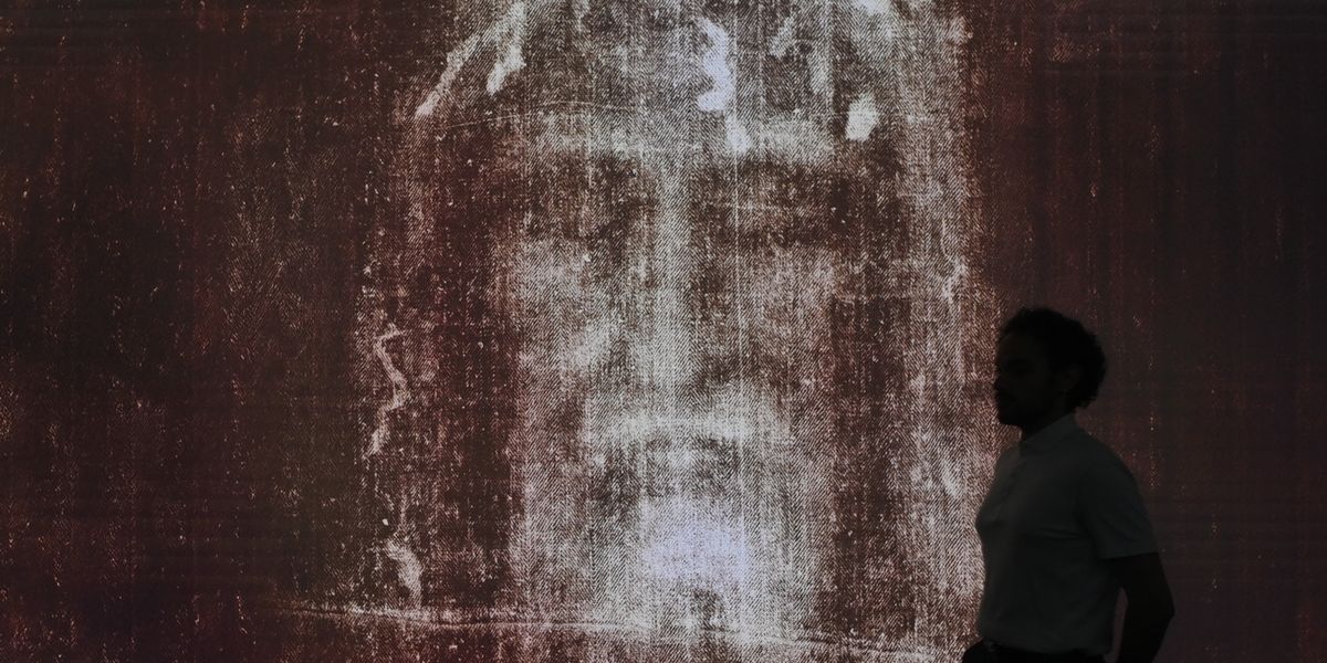 'Turin Shroud is real' says new research just days after relic was accused of being a forgery