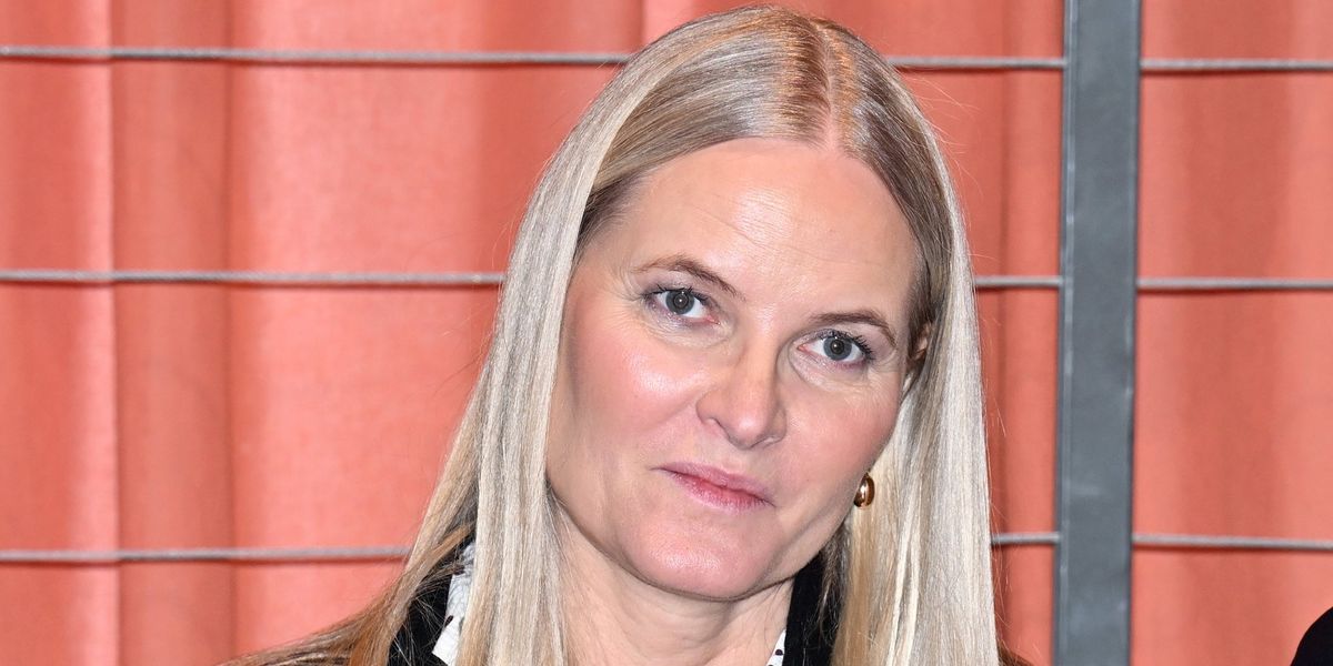 Princess issues apology over her 'embarrassing' connection to Jeffrey Epstein: 'I deeply regret it'