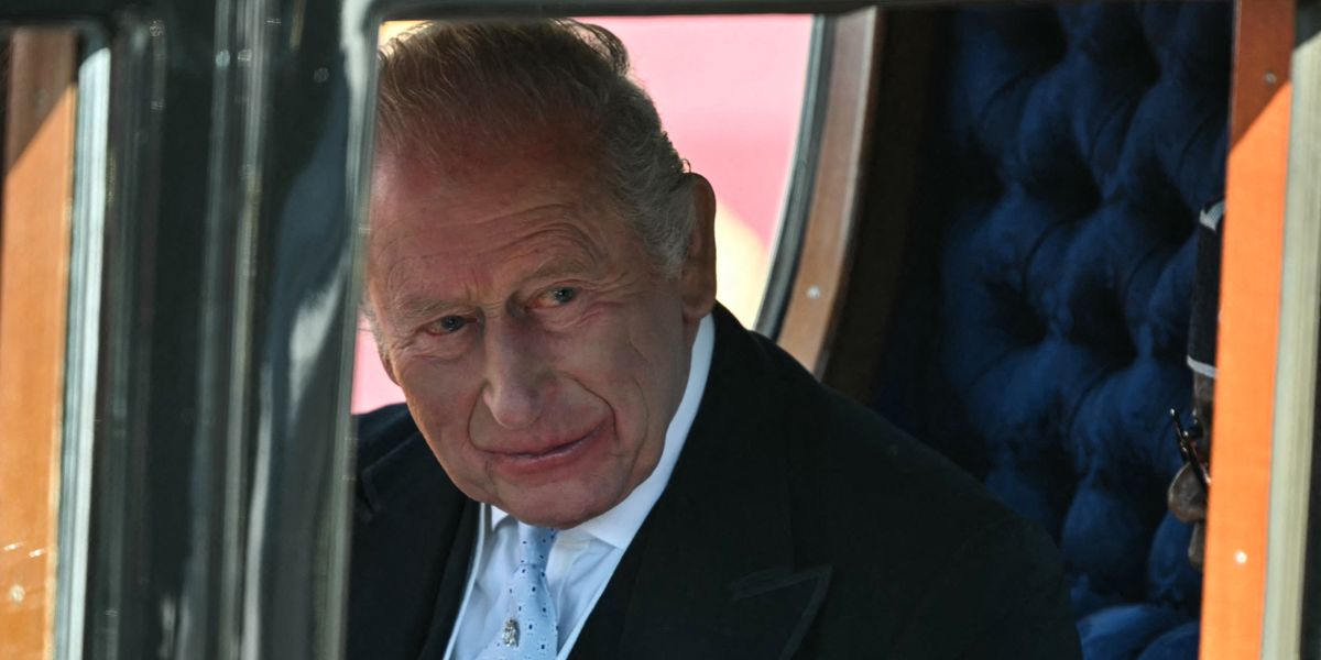 King Charles plunges Buckingham Palace into complete darkness