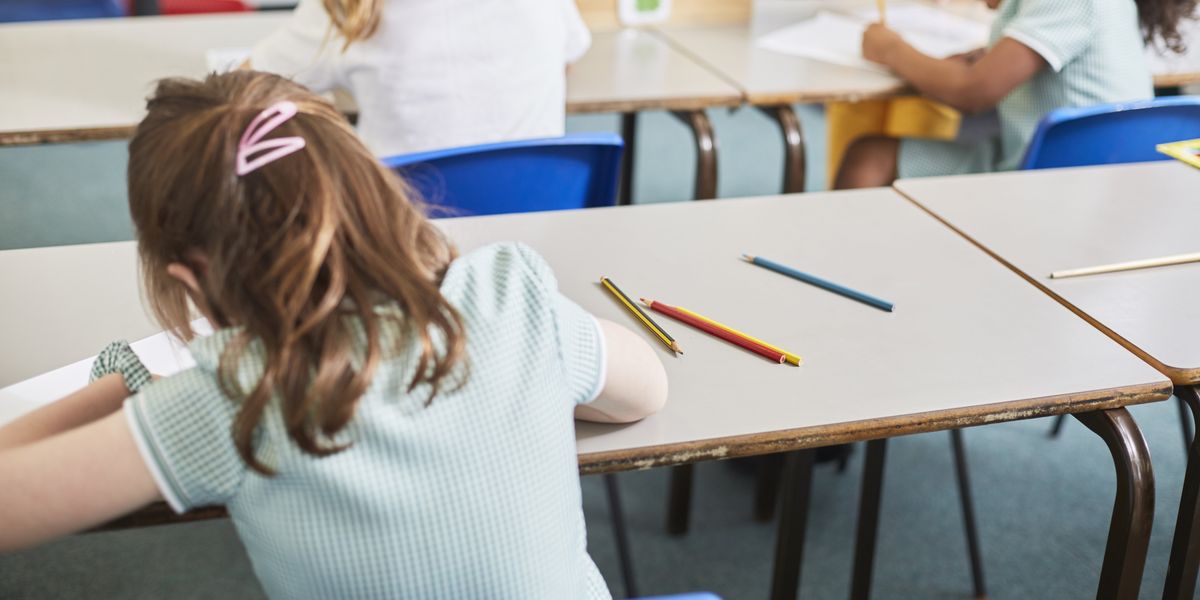 England’s school uniforms under threat as one in eight ditch ties for tracksuits and hoodies - parents left fearful over girls' safety