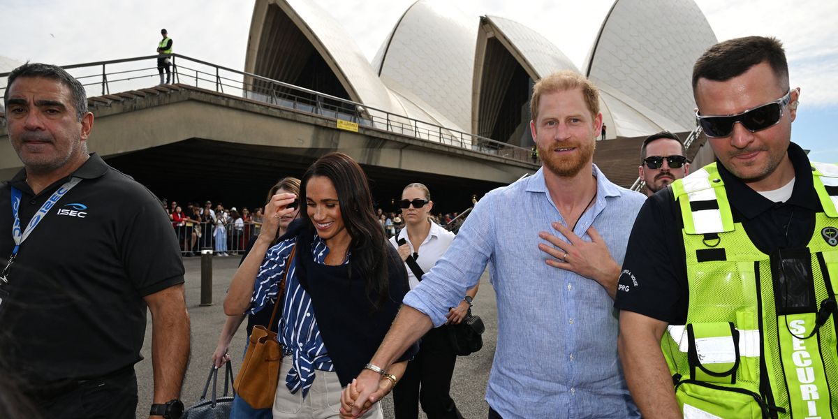 Prince Harry and Meghan Markle receive cheeky Australian gift that breaks tradition and leaves them in stitches