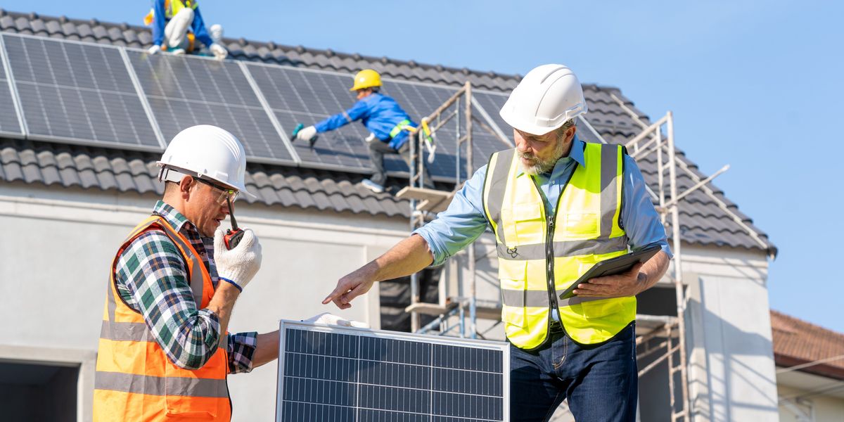 Labour 'carefully considering' making it illegal to work when it is 'too hot'