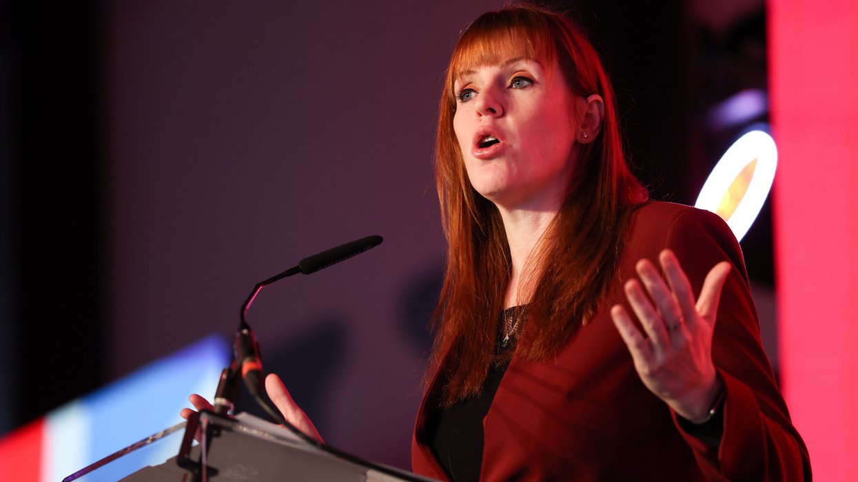 'You NEED to!' Now Angela Rayner demands Keir Starmer imposes internet restrictions on millions of Britons