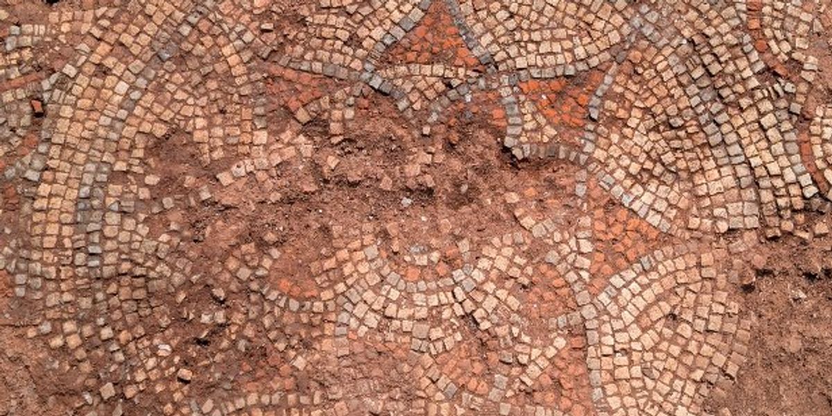 Archaeologists reveal full extent of Roman villa with remarkable mosaic