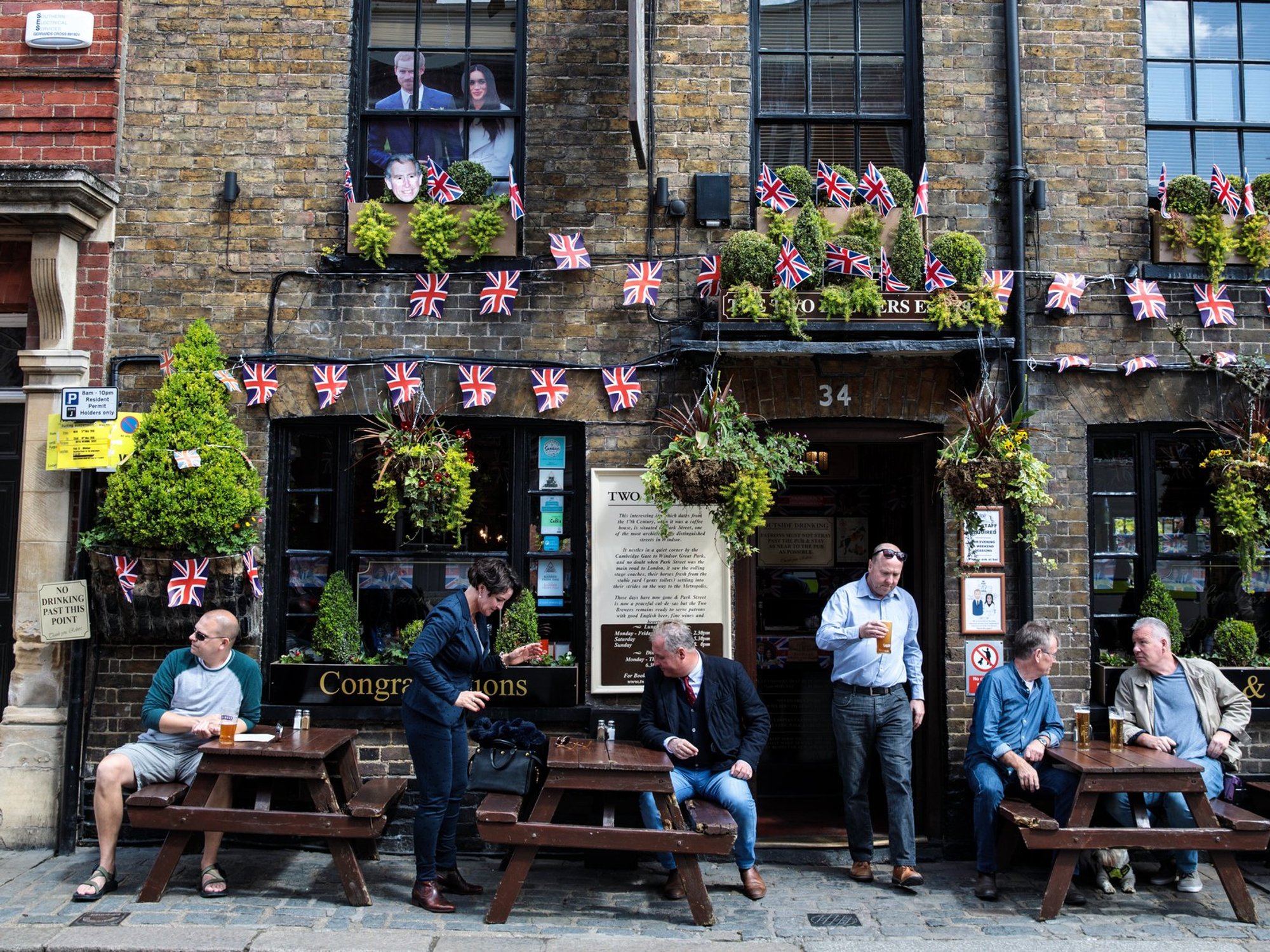 Business rates slashed by a fifth on pubs across England in major reprieve from 'stealth tax'